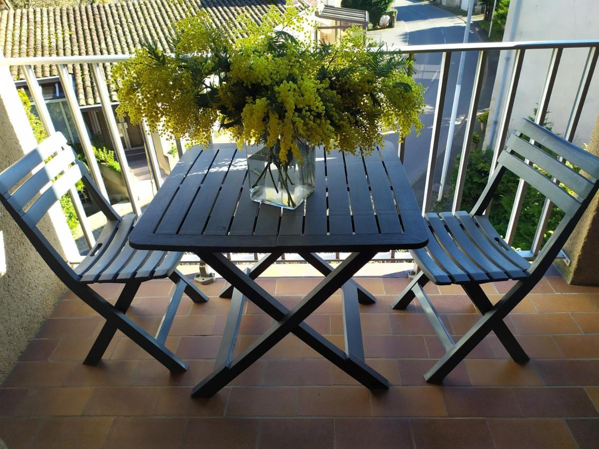 50M2 2 A 4 Pers Tout Confort Balcons Jardin Terrasse Les Albres Luaran gambar